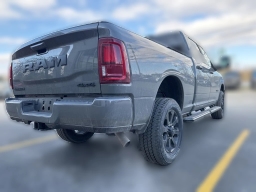 Ram 2500 Laramie 4x4 Crew Cab 6'4" Box 2026
