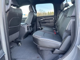 Ram 2500 Laramie 4x4 Crew Cab 6'4" Box 2026