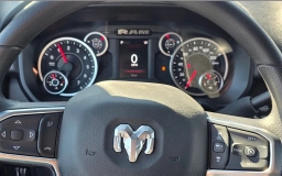 Ram 2500 Tradesman 4x4 Crew Cab 8' Box 2026
