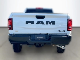 Ram 2500 Tradesman 4x4 Crew Cab 8' Box 2026