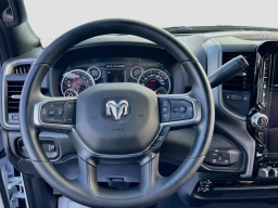 Ram 2500 Tradesman 4x4 Crew Cab 8' Box 2026