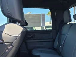 Ram 2500 Tradesman 4x4 Crew Cab 8' Box 2026