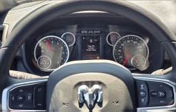 Ram 2500 Tradesman 4x4 Crew Cab 8' Box 2026