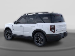 Ford Bronco Sport Outer Banks 4x4 2026