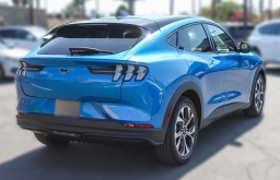 Ford Mustang Mach-E Select RWD 2026
