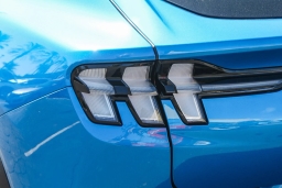 Ford Mustang Mach-E Select RWD 2026