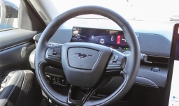Ford Mustang Mach-E Select RWD 2026