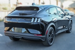 Ford Mustang Mach-E Select RWD 2026