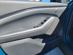 Ford Mustang Mach-E Select RWD 2026