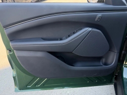 Ford Mustang Mach-E Select RWD 2026