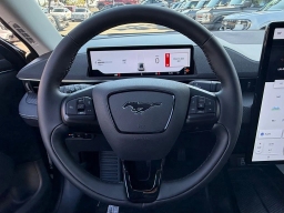 Ford Mustang Mach-E Select RWD 2026