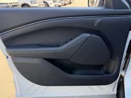 Ford Mustang Mach-E Select RWD 2026