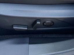 Ford Mustang Mach-E Select RWD 2026
