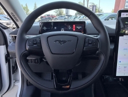 Ford Mustang Mach-E Select RWD 2026