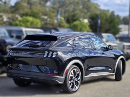 Ford Mustang Mach-E Select RWD 2026