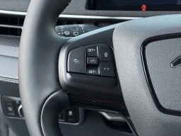 Ford Mustang Mach-E Select AWD 2026