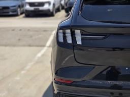 Ford Mustang Mach-E Premium RWD 2026