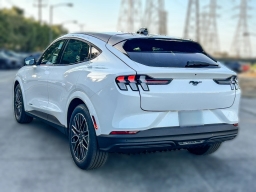 Ford Mustang Mach-E Premium RWD 2026