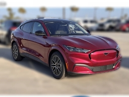 Ford Mustang Mach-E Premium AWD 2025