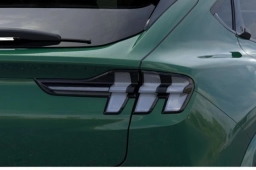 Ford Mustang Mach-E Premium AWD 2026