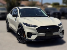 Ford Mustang Mach-E Premium AWD 2026