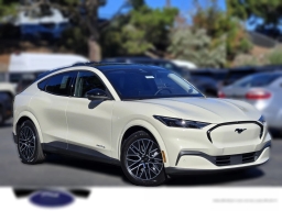 Ford Mustang Mach-E Premium AWD 2026