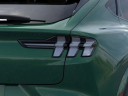 Ford Mustang Mach-E GT AWD 2025