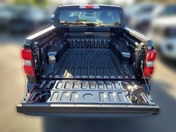 Ford Maverick Lobo Standard AWD SuperCrew 2025