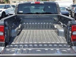 Ford Maverick Lobo Standard AWD SuperCrew 2025