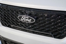 Ford Maverick LARIAT AWD SuperCrew 2025