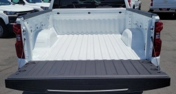 Chevrolet Silverado 1500 Custom 2WD Crew Cab 147" 2026