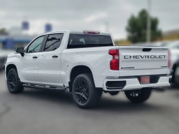 Chevrolet Silverado 1500 Custom 2WD Crew Cab 147" 2026
