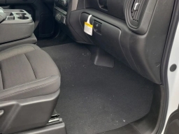 Chevrolet Silverado 1500 Custom 2WD Crew Cab 147" 2026