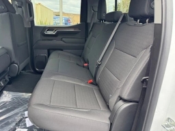 Chevrolet Silverado 1500 LT 2WD Crew Cab 147" 2026