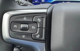 Chevrolet Silverado 1500 LT 2WD Crew Cab 147" 2025