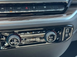 Chevrolet Silverado 1500 LT 2WD Crew Cab 147" 2026