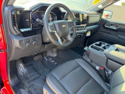 Chevrolet Silverado 1500 LT 4WD Crew Cab 147" 2025