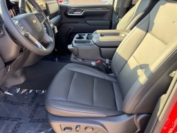 Chevrolet Silverado 1500 LT 4WD Crew Cab 147" 2025
