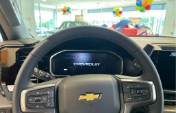 Chevrolet Silverado 1500 LT 4WD Crew Cab 147" 2026