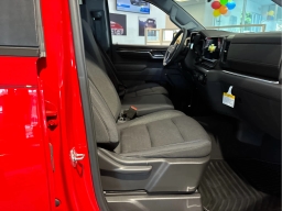 Chevrolet Silverado 1500 LT 4WD Crew Cab 147" 2026