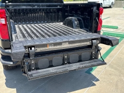 Chevrolet Silverado 1500 Custom Trail Boss 4WD Crew Cab 147" 2026