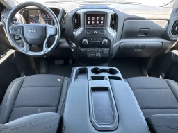Chevrolet Silverado 1500 Custom Trail Boss 4WD Crew Cab 147" 2026