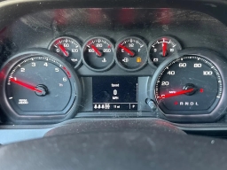 Chevrolet Silverado 1500 Custom Trail Boss 4WD Crew Cab 147" 2026