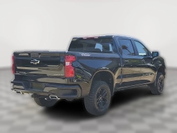 Chevrolet Silverado 1500 Custom Trail Boss 4WD Crew Cab 157" 2026