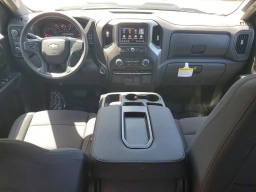 Chevrolet Silverado 1500 Custom Trail Boss 4WD Crew Cab 157" 2026