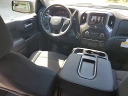 Chevrolet Silverado 1500 Custom Trail Boss 4WD Crew Cab 157" 2026