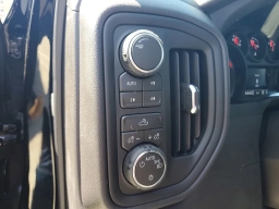 Chevrolet Silverado 1500 Custom Trail Boss 4WD Crew Cab 157" 2026