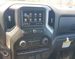 Chevrolet Silverado 1500 Custom Trail Boss 4WD Crew Cab 157" 2026