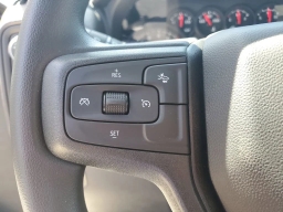 Chevrolet Silverado 1500 Custom Trail Boss 4WD Crew Cab 157" 2026