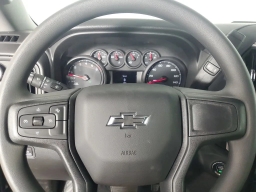 Chevrolet Silverado 1500 Custom Trail Boss 4WD Crew Cab 157" 2026